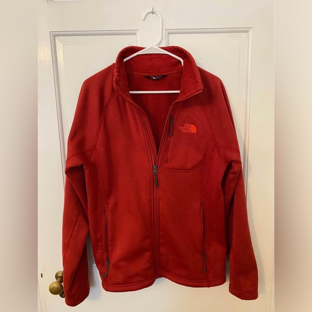 Men’s North Face zippered jacket, size small